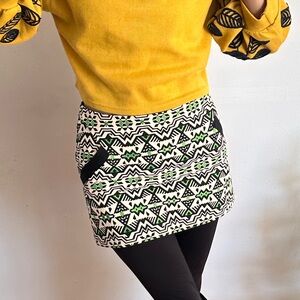 Patterned mini skirt